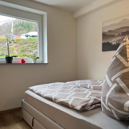 Top Apartment Zentrum Bad Urach Bagian luar foto