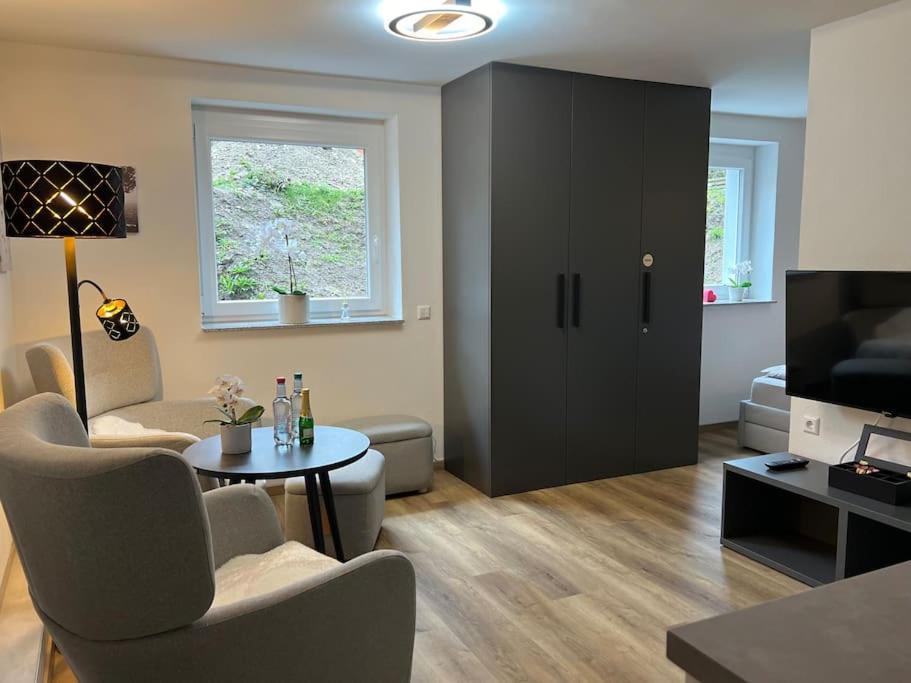 Top Apartment Zentrum Bad Urach Bagian luar foto
