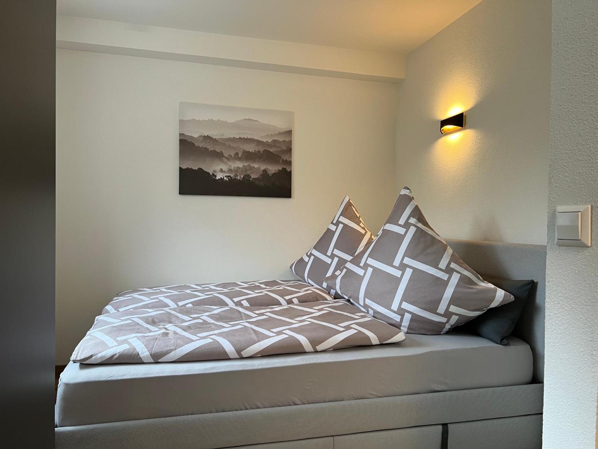Top Apartment Zentrum Bad Urach Bagian luar foto